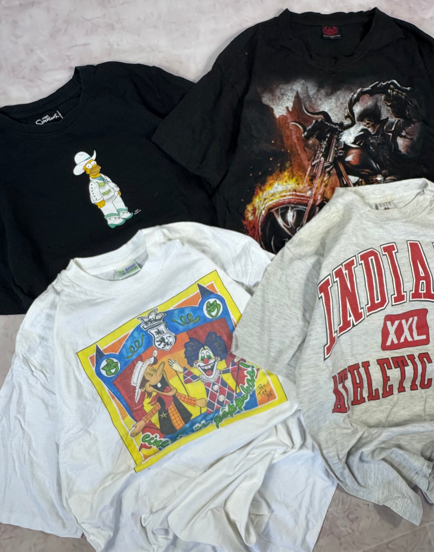 CAMISETAS GRÁFICAS